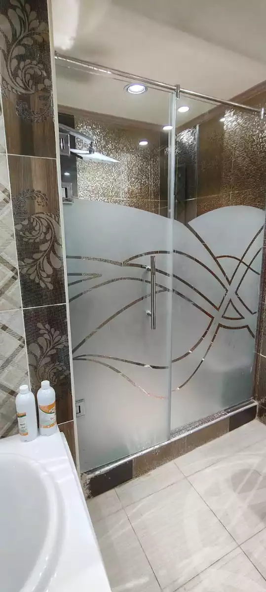 https://aqarmap.com.eg/en/listing/5651088-for-sale-cairo-el-sheikh-zayed-city-compounds-hadayek-el-mohandiseen