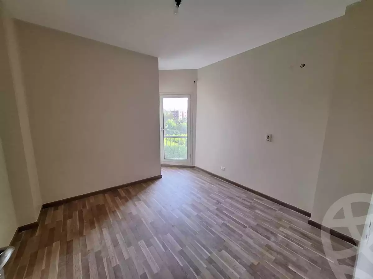 https://aqarmap.com.eg/en/listing/5651151-for-rent-cairo-el-sheikh-zayed-city-compounds-dh-drys