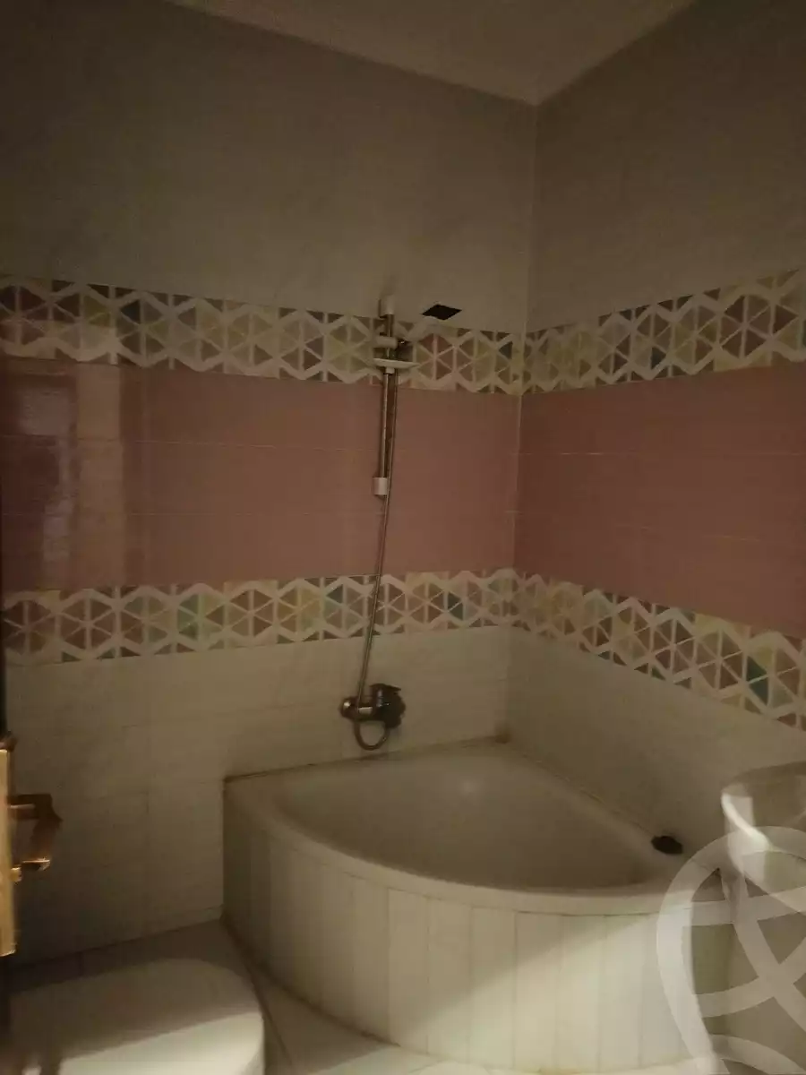 https://aqarmap.com.eg/ar/listing/5651773-for-rent-cairo-mokattam-lhdb-l-ly-manteqt-ganob-s