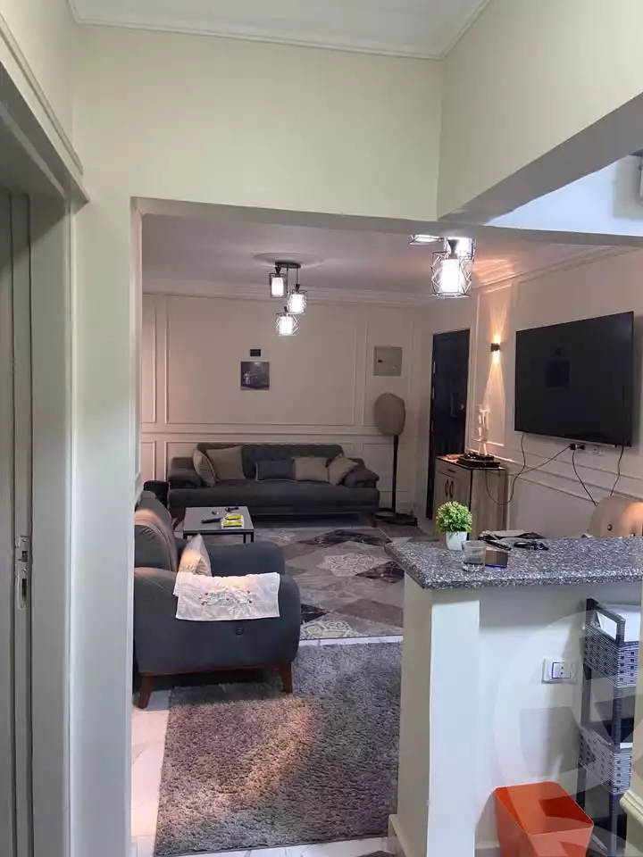 https://aqarmap.com.eg/en/listing/5652607-for-sale-cairo-mokattam-compounds-kmbwnd-jwldn-jyts