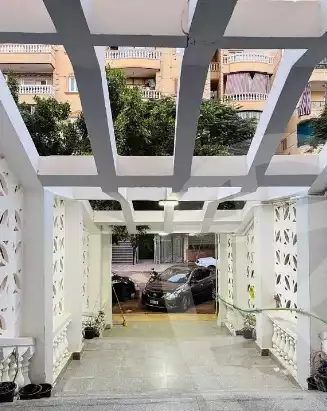 https://aqarmap.com.eg/en/listing/5653258-for-sale-cairo-hadayek-el-ahram-lmntq-t