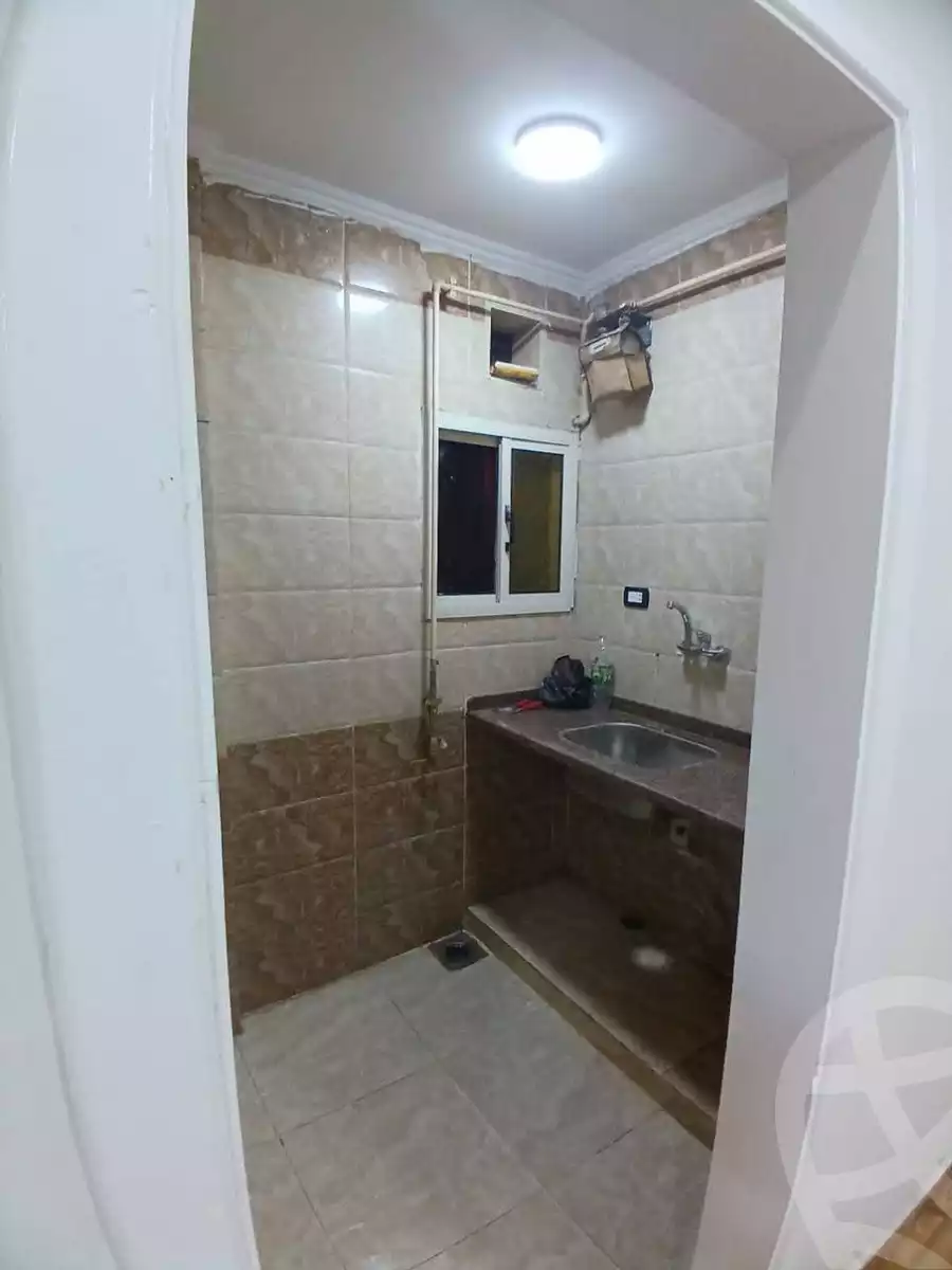 https://aqarmap.com.eg/ar/listing/5653506-for-sale-alexandria-l-jmy-lbytsh-ain-shams-st