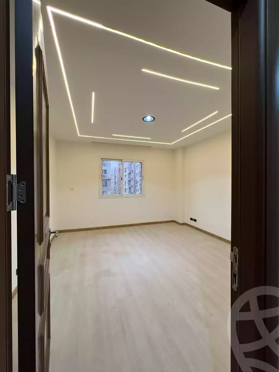 https://aqarmap.com.eg/ar/listing/5657076-for-sale-cairo-new-cairo-madinaty-sixth-zone-buildings-ragab-sons