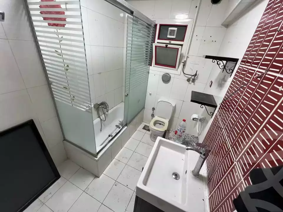 https://aqarmap.com.eg/ar/listing/5658626-for-sale-alexandria-zezenia-ibrahim-el-attar-st