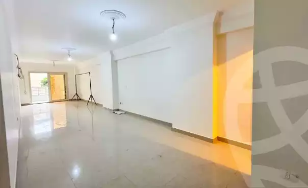 https://aqarmap.com.eg/en/listing/5660249-for-sale-alexandria-camp-cesar-port-said-street