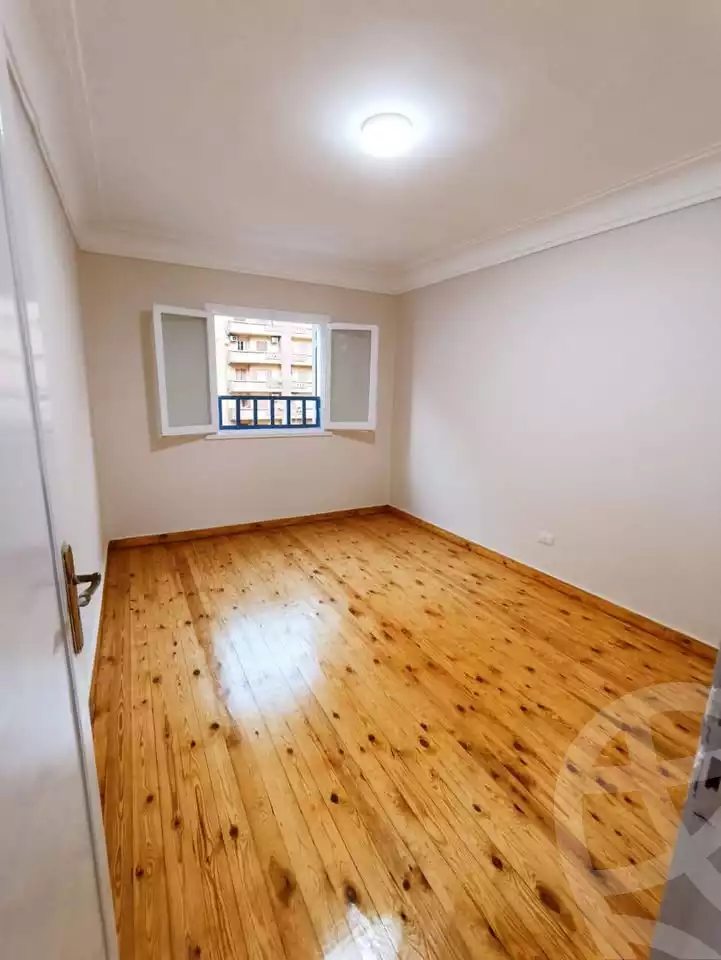 https://aqarmap.com.eg/ar/listing/5660411-for-sale-alexandria-miami-forty-five-st