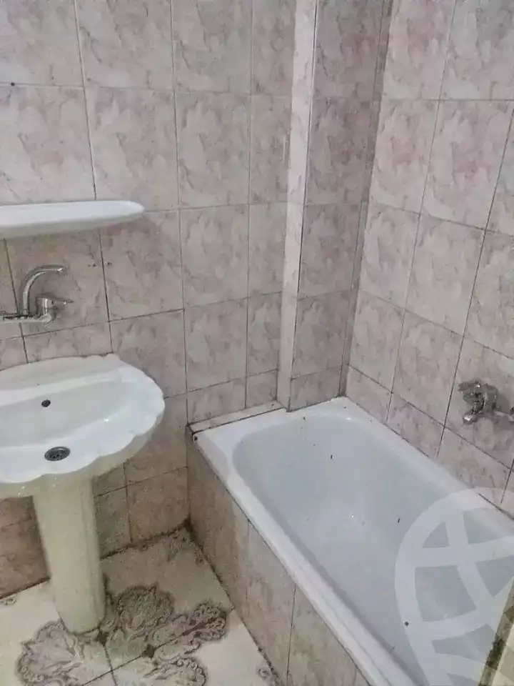 https://aqarmap.com.eg/en/listing/5660917-for-sale-alexandria-el-montazah-khorshid-el-awayed-rd