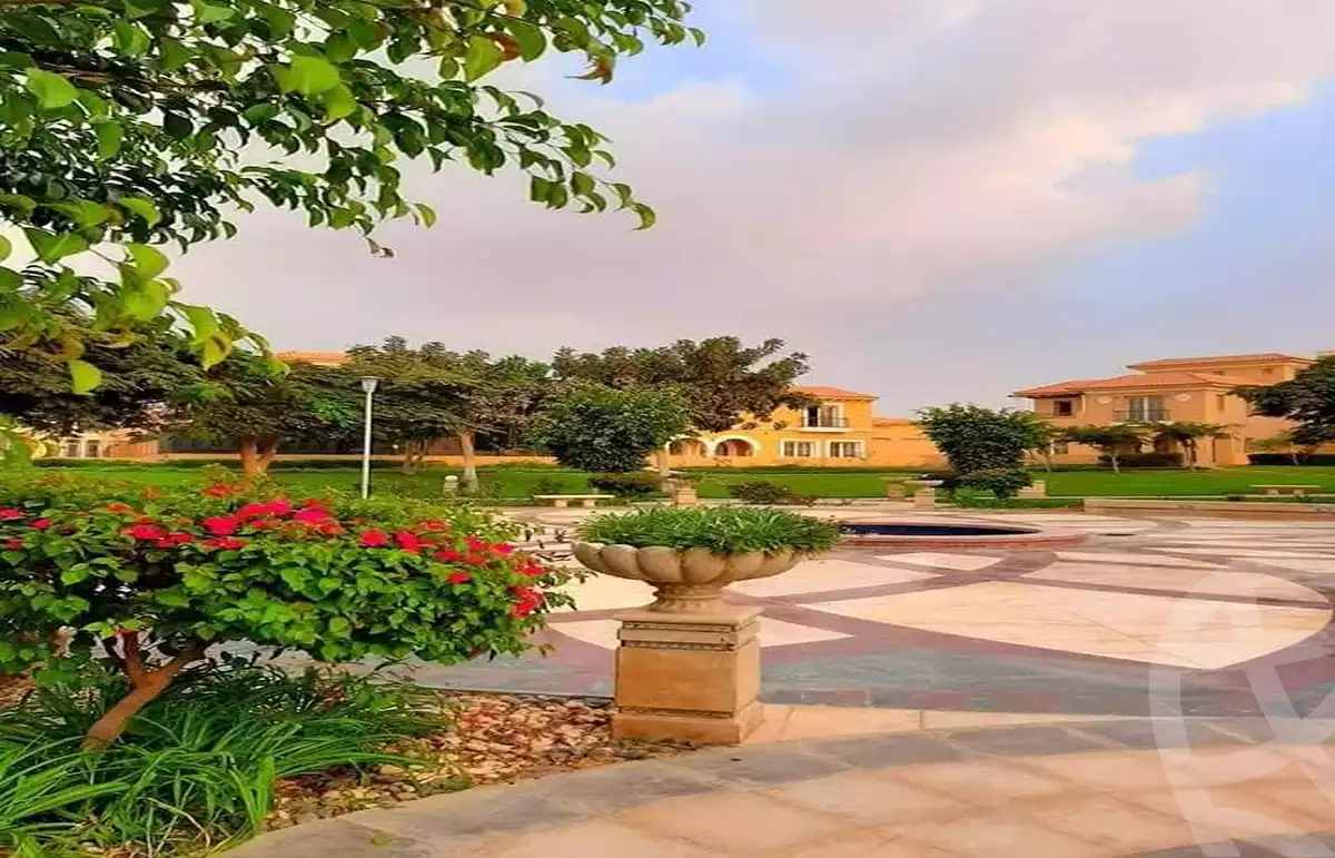 https://aqarmap.com.eg/en/listing/5662234-for-sale-cairo-new-cairo-compounds-hyde-park-greens-hyde-park-compound