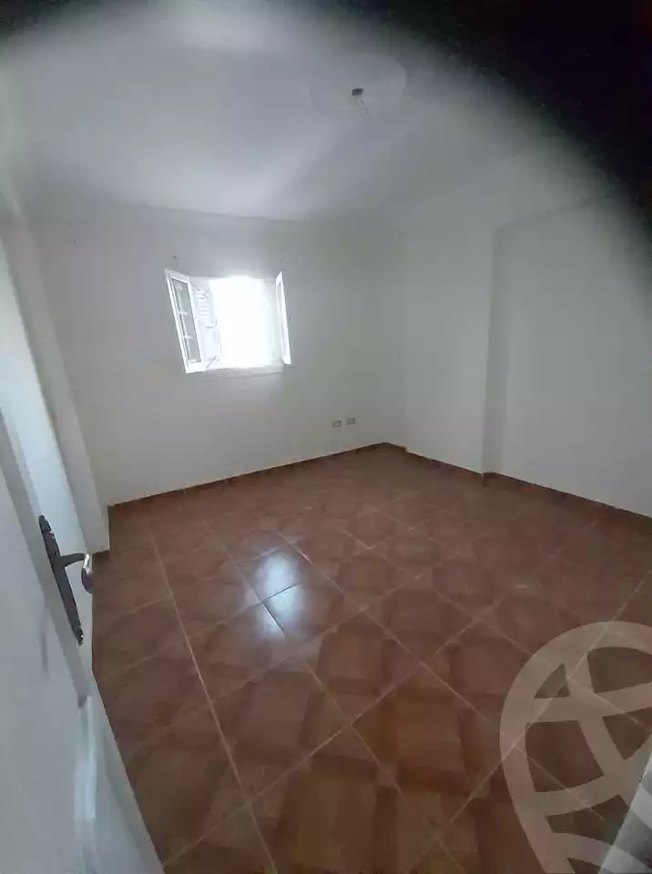 https://aqarmap.com.eg/ar/listing/5662953-for-rent-alexandria-zezenia