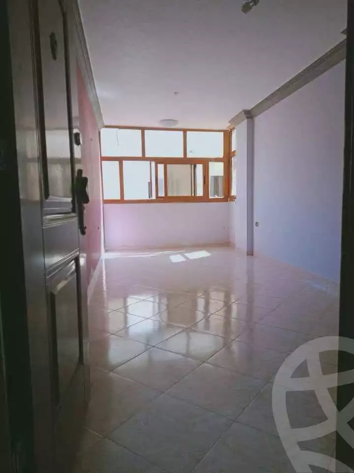 https://aqarmap.com.eg/en/listing/5662960-for-sale-alexandria-l-jmy-el-hanouvel-al-asdakaa-st