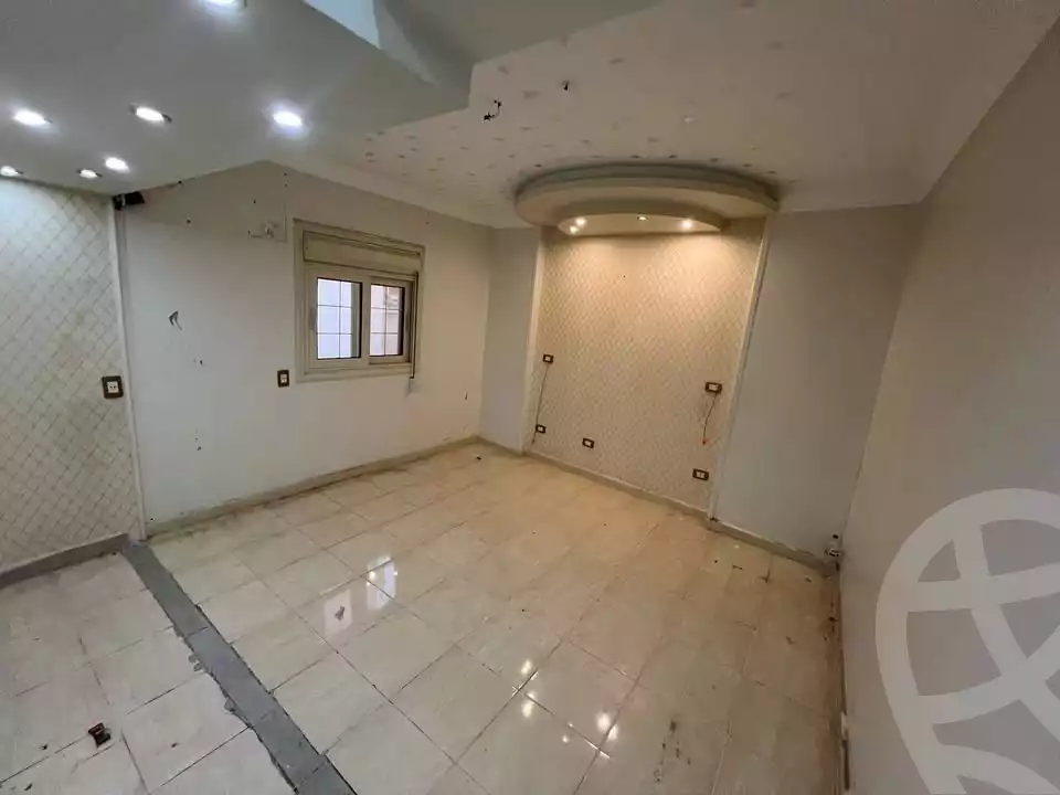 https://aqarmap.com.eg/ar/listing/5663031-for-sale-alexandria-zezenia-ibrahim-el-attar-st