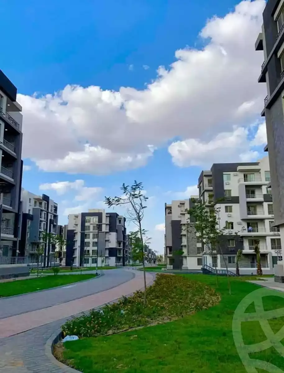 https://aqarmap.com.eg/en/listing/5664105-for-sale-cairo-el-sheikh-zayed-city-compounds-dr-msr