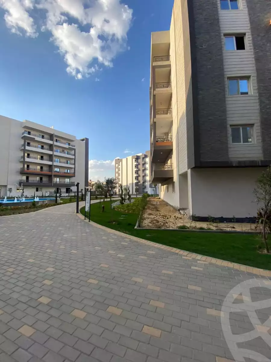 https://aqarmap.com.eg/en/listing/5664905-for-sale-cairo-6th-of-october-hadaeq-october-kmbwnd-fy-hdyq-ktwbr-rwk-ydn-blz-lbtl-jrwb