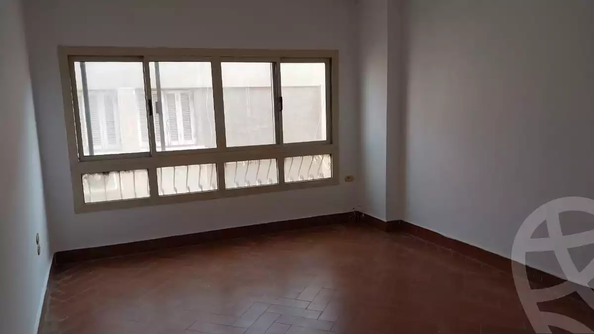 https://aqarmap.com.eg/en/listing/5667131-for-sale-cairo-mokattam-lhdb-l-ly-el-madina-el-monawara-st