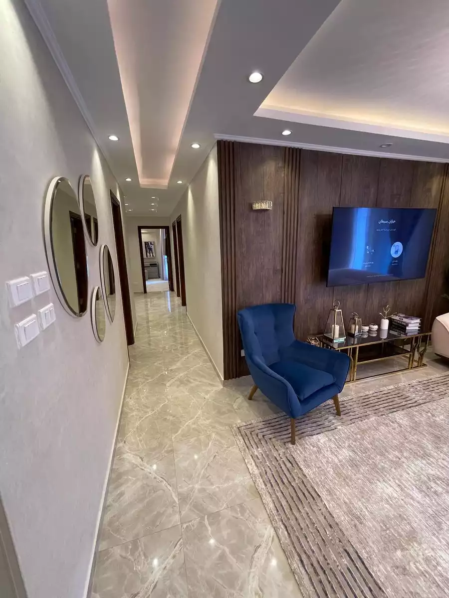 https://aqarmap.com.eg/en/listing/5667975-for-sale-cairo-new-cairo-compounds-mwrd-fq-llttwyr