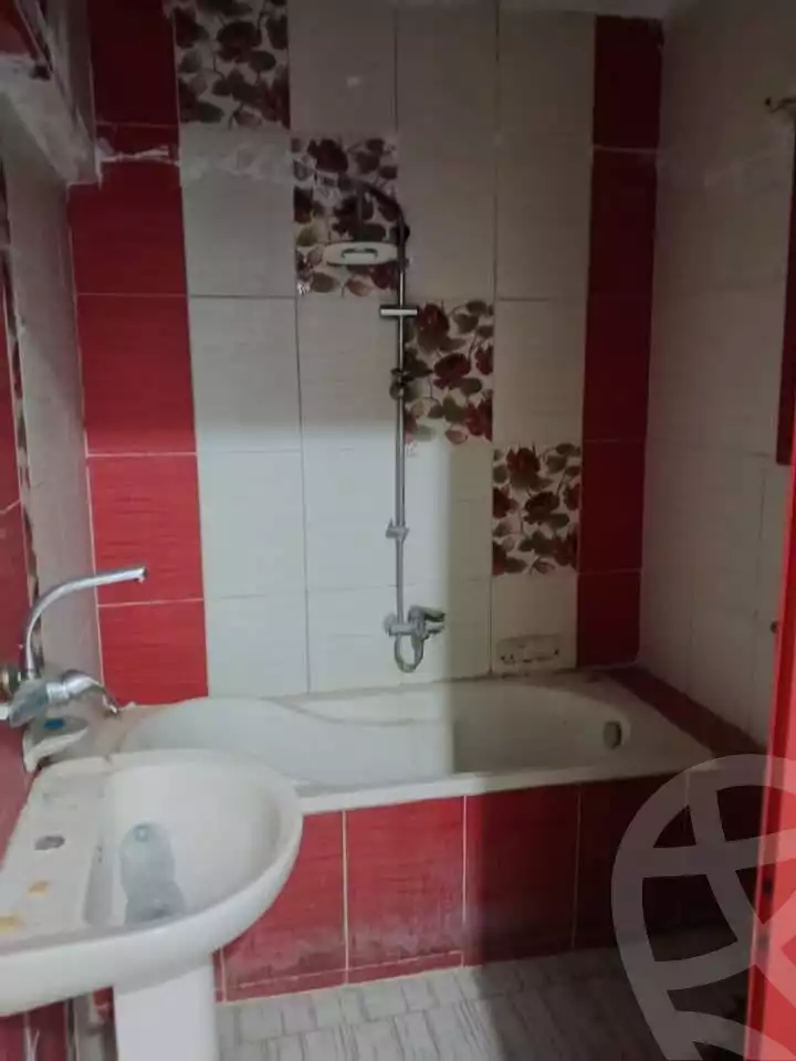 https://aqarmap.com.eg/en/listing/5670629-for-sale-alexandria-alexandria-marsa-matrouh-rd