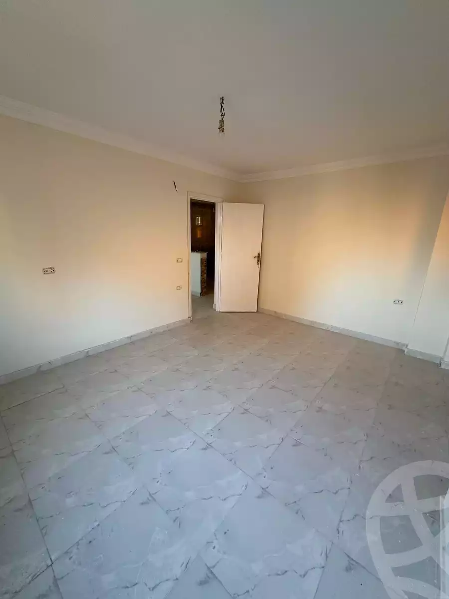 https://aqarmap.com.eg/en/listing/5670678-for-rent-cairo-ain-shams-ahmed-esmat-st