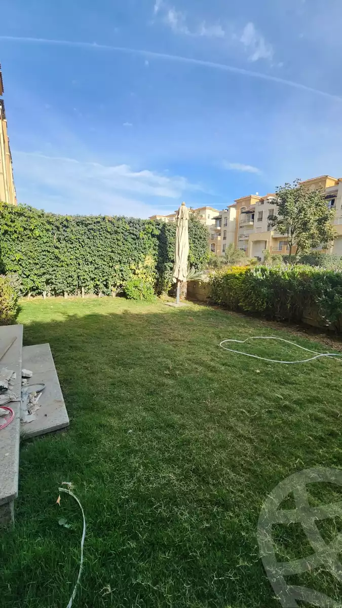 https://aqarmap.com.eg/ar/listing/5671073-for-sale-cairo-new-cairo-compounds-stwn-ryzydns-by-ar-y-llttwyr
