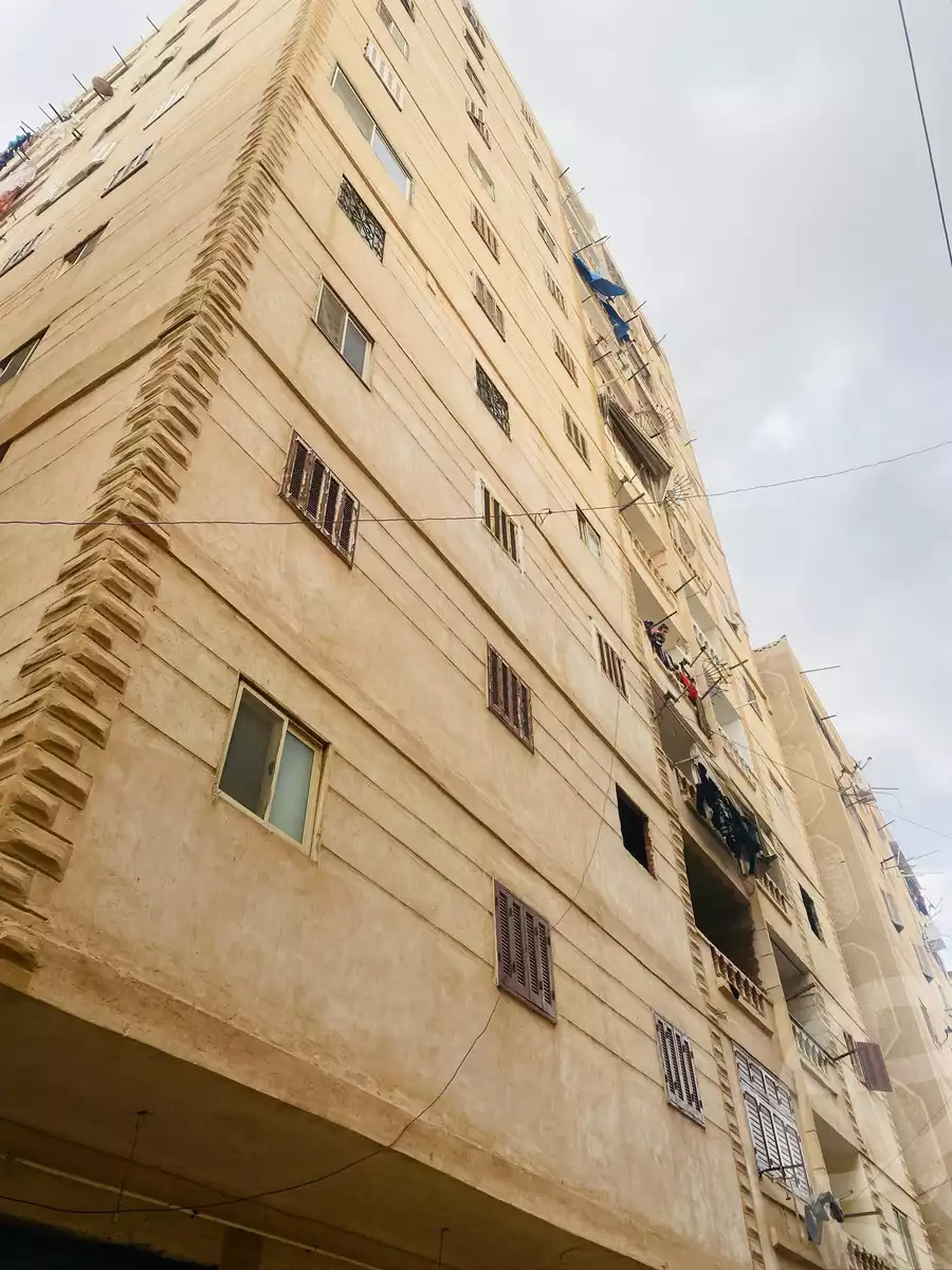 https://aqarmap.com.eg/en/listing/5673177-for-sale-alexandria-l-jmy-lbytsh-el-hanafeya-st