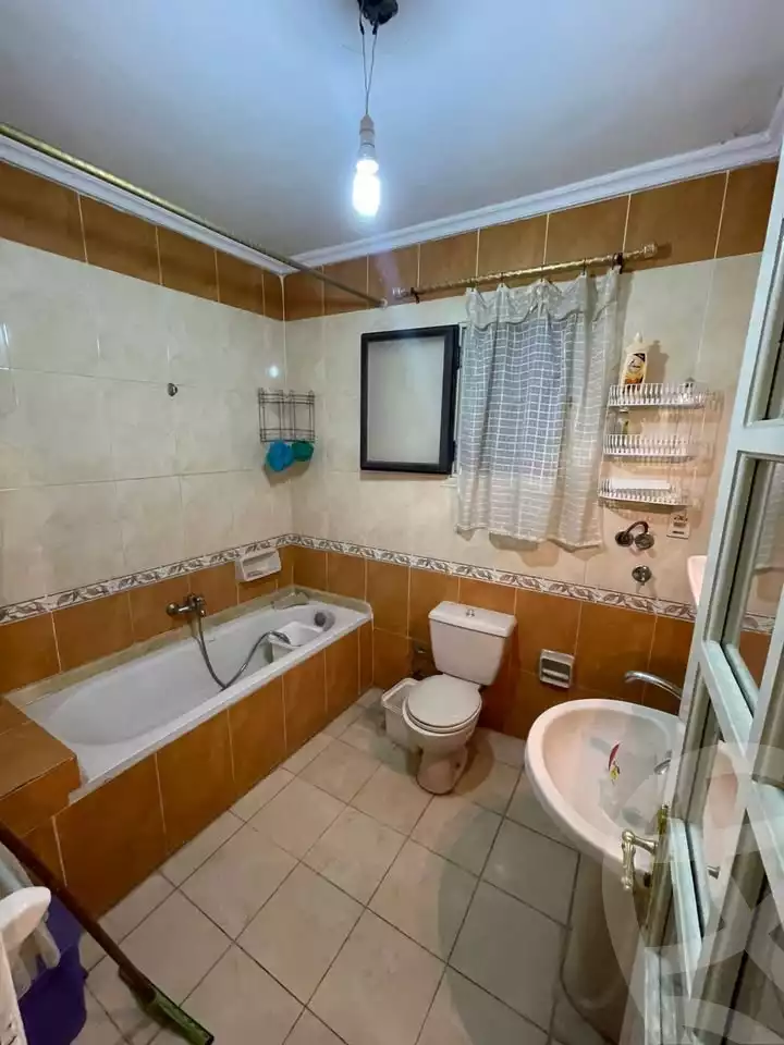 https://aqarmap.com.eg/en/listing/5675006-for-sale-alexandria-fleming-abd-el-fattah-el-taweel-st