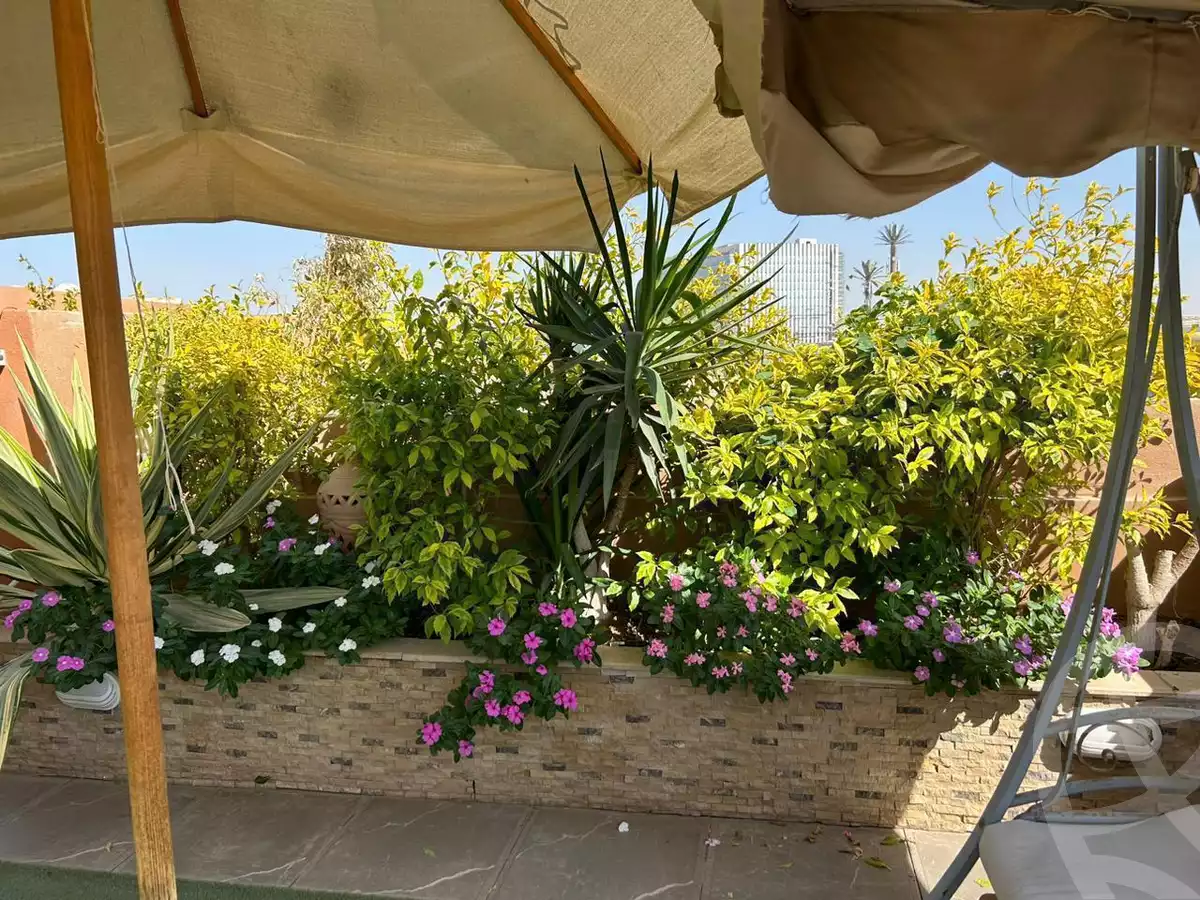 https://aqarmap.com.eg/ar/listing/5675112-for-sale-cairo-el-sheikh-zayed-city-compounds-green-3