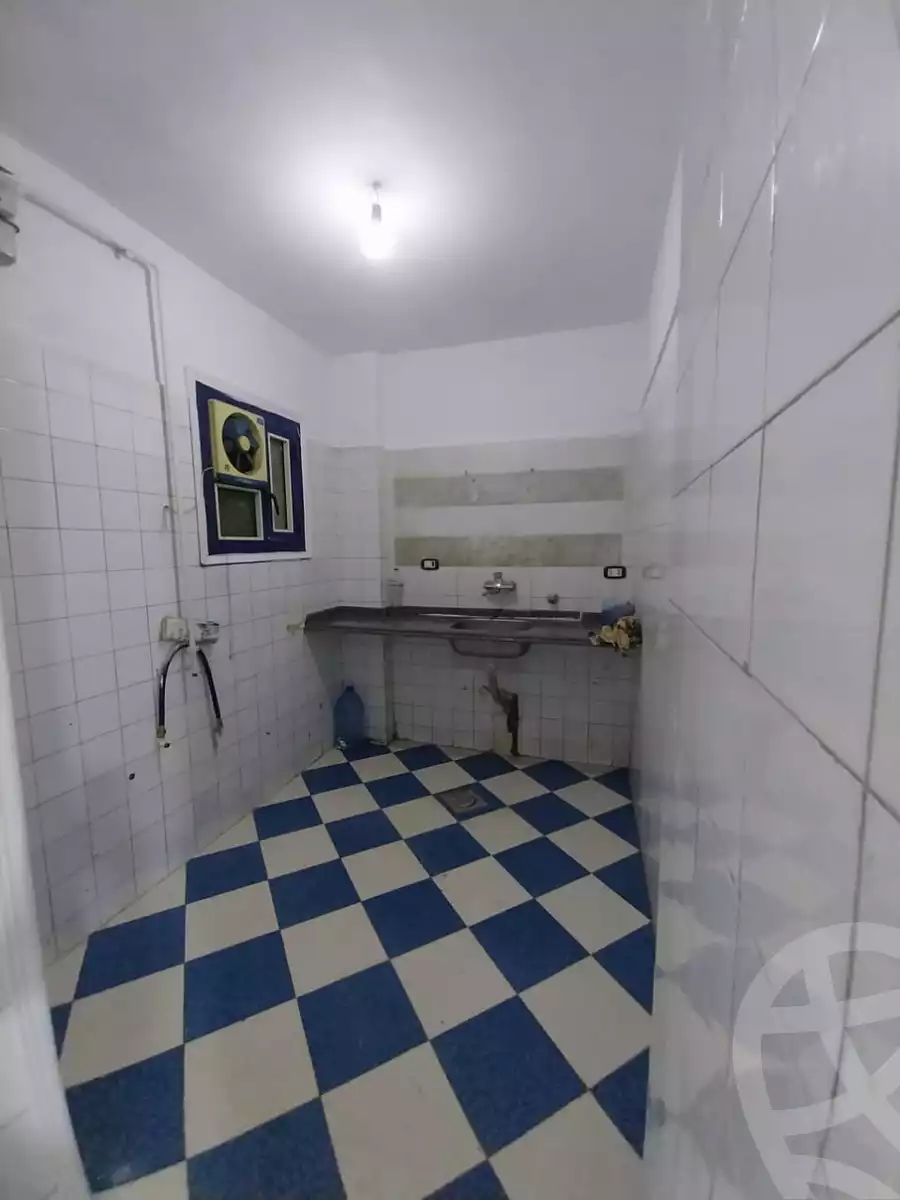 https://aqarmap.com.eg/ar/listing/5676586-for-sale-alexandria-l-jmy-lbytsh-el-hanafeya-st