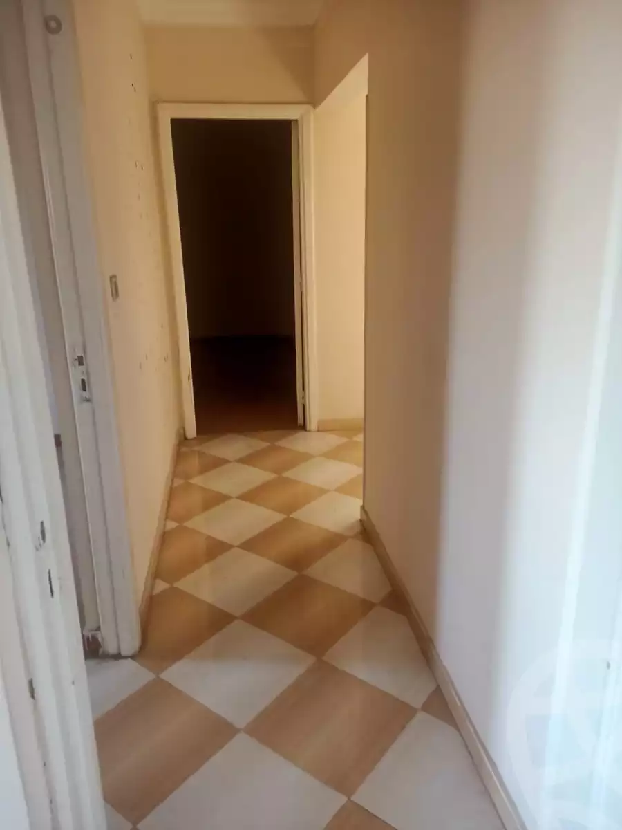 https://aqarmap.com.eg/en/listing/5677613-for-sale-cairo-new-cairo-el-ahyaa-fourth-neighborhood-ahmed-oraby-haroun-al-rasheeed-18-st