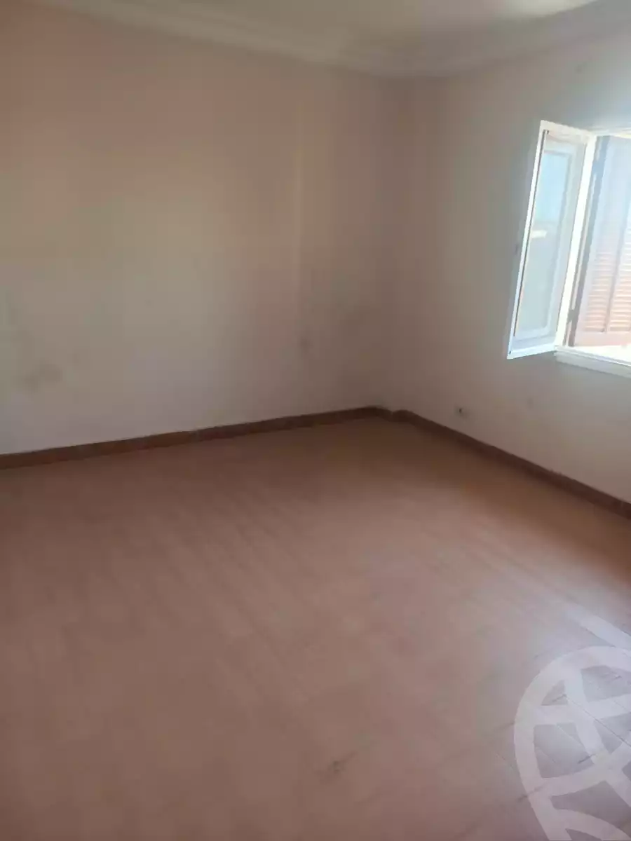 https://aqarmap.com.eg/en/listing/5677613-for-sale-cairo-new-cairo-el-ahyaa-fourth-neighborhood-ahmed-oraby-haroun-al-rasheeed-18-st