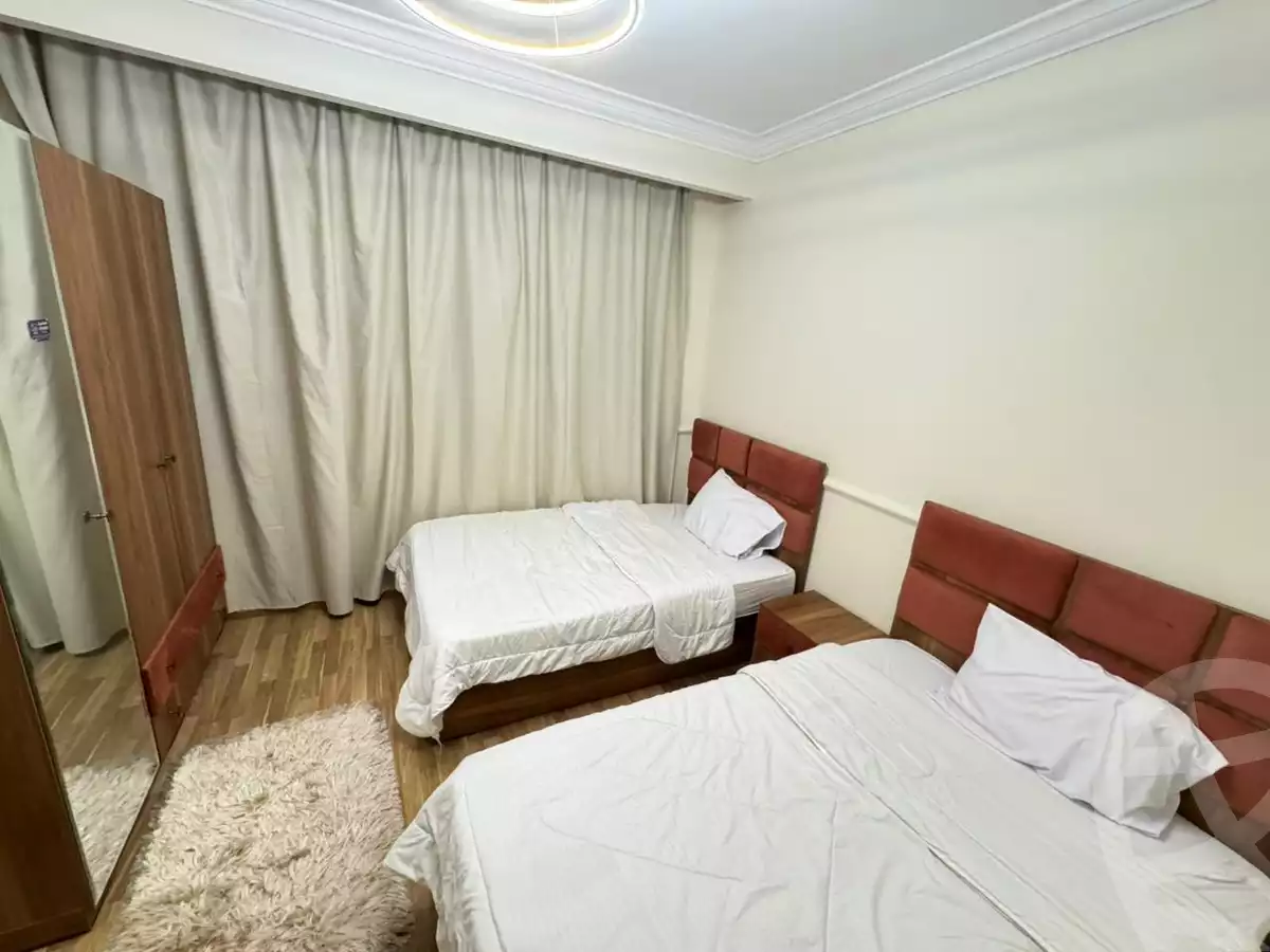 https://aqarmap.com.eg/ar/listing/5680849-for-rent-cairo-el-sheikh-zayed-city-compounds-dh-drys