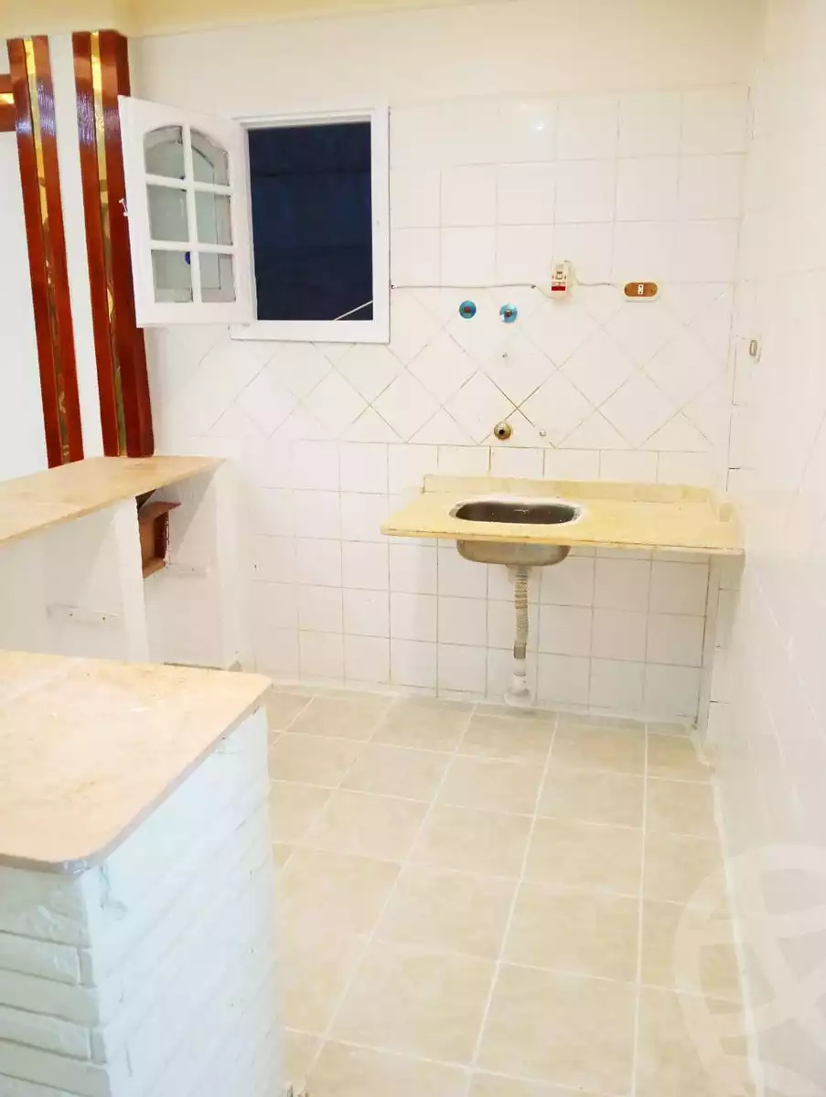 https://aqarmap.com.eg/en/listing/5680892-for-rent-alexandria-alexandria-marsa-matrouh-rd