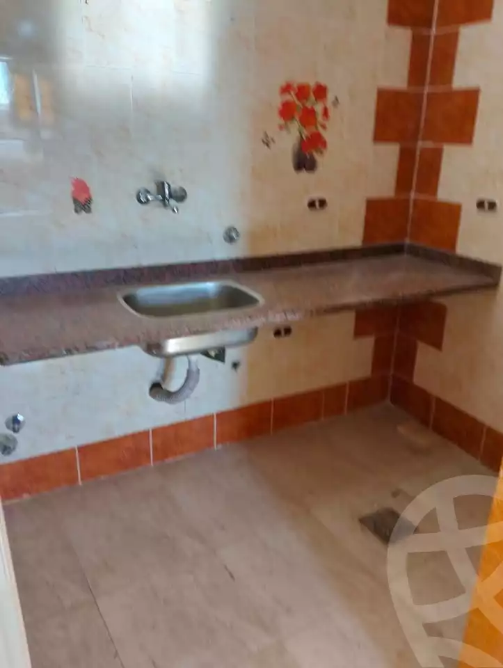 https://aqarmap.com.eg/en/listing/5683193-for-sale-alexandria-l-jmy-bw-ywsf-hosni-mubarak-st