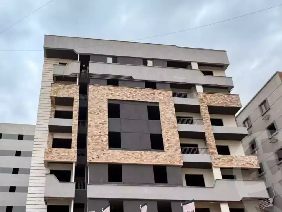https://aqarmap.com.eg/ar/listing/5539115-for-sale-cairo-mokattam-el-hadabah-el-wosta-el-mantaqa-el-talta-el-hadaba-al-wosta-road