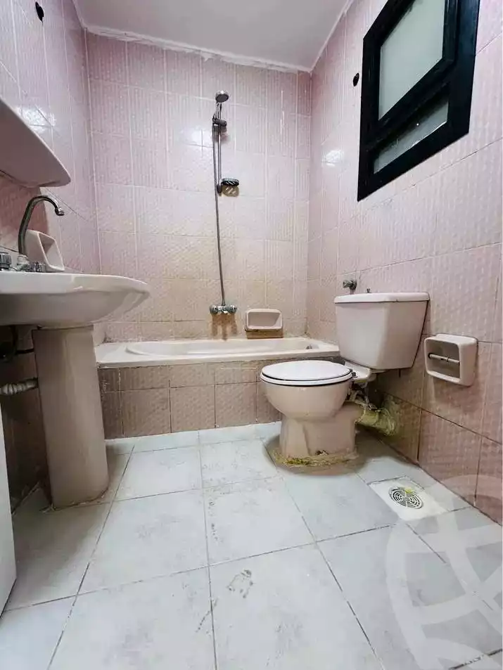 https://aqarmap.com.eg/en/listing/5685083-for-sale-alexandria-l-jmy-shataa-el-nakheel