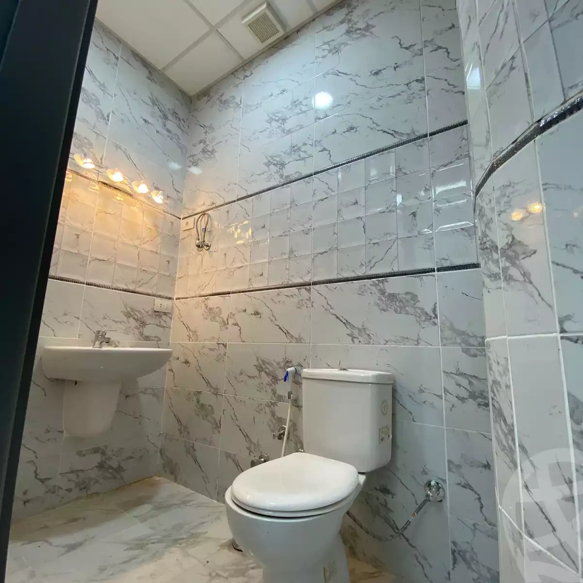 https://aqarmap.com.eg/en/listing/5686240-for-rent-cairo-el-sheikh-zayed-city-el-hay-el-sades-al-shabab-rd