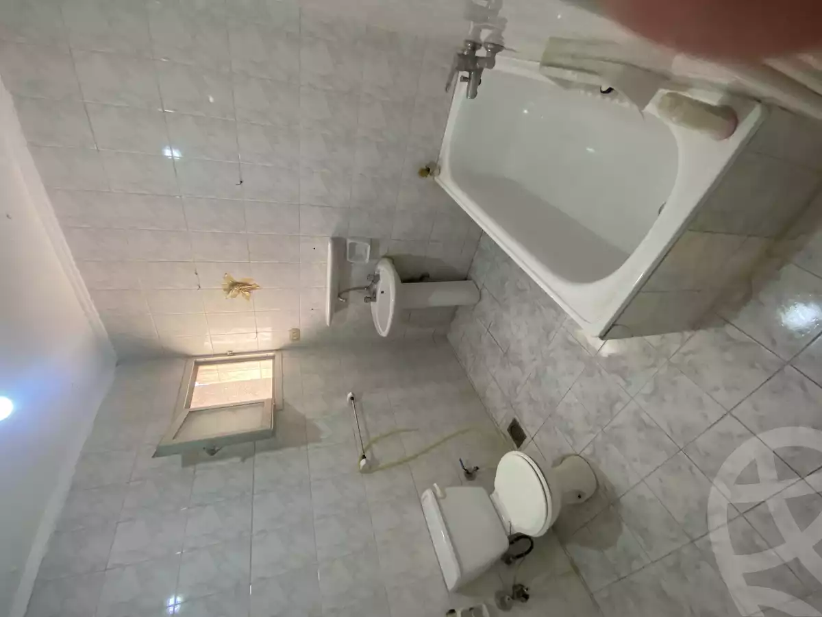 https://aqarmap.com.eg/en/listing/5686411-for-sale-cairo-helwan-hadayek-helwan-masaken-el-dobat