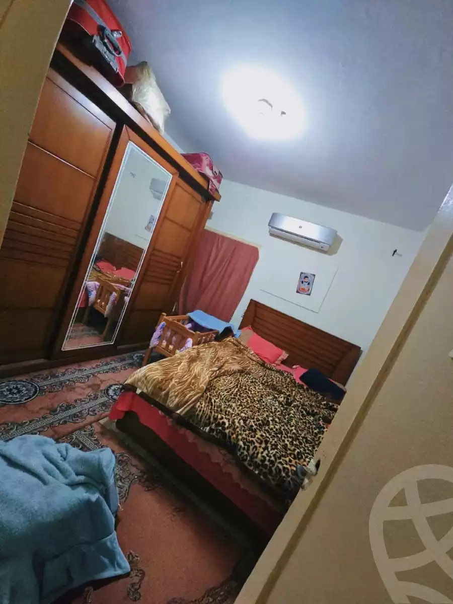 https://aqarmap.com.eg/en/listing/5686453-for-sale-cairo-helwan-helwan-el-sharkeya-mostafa-safwat-st