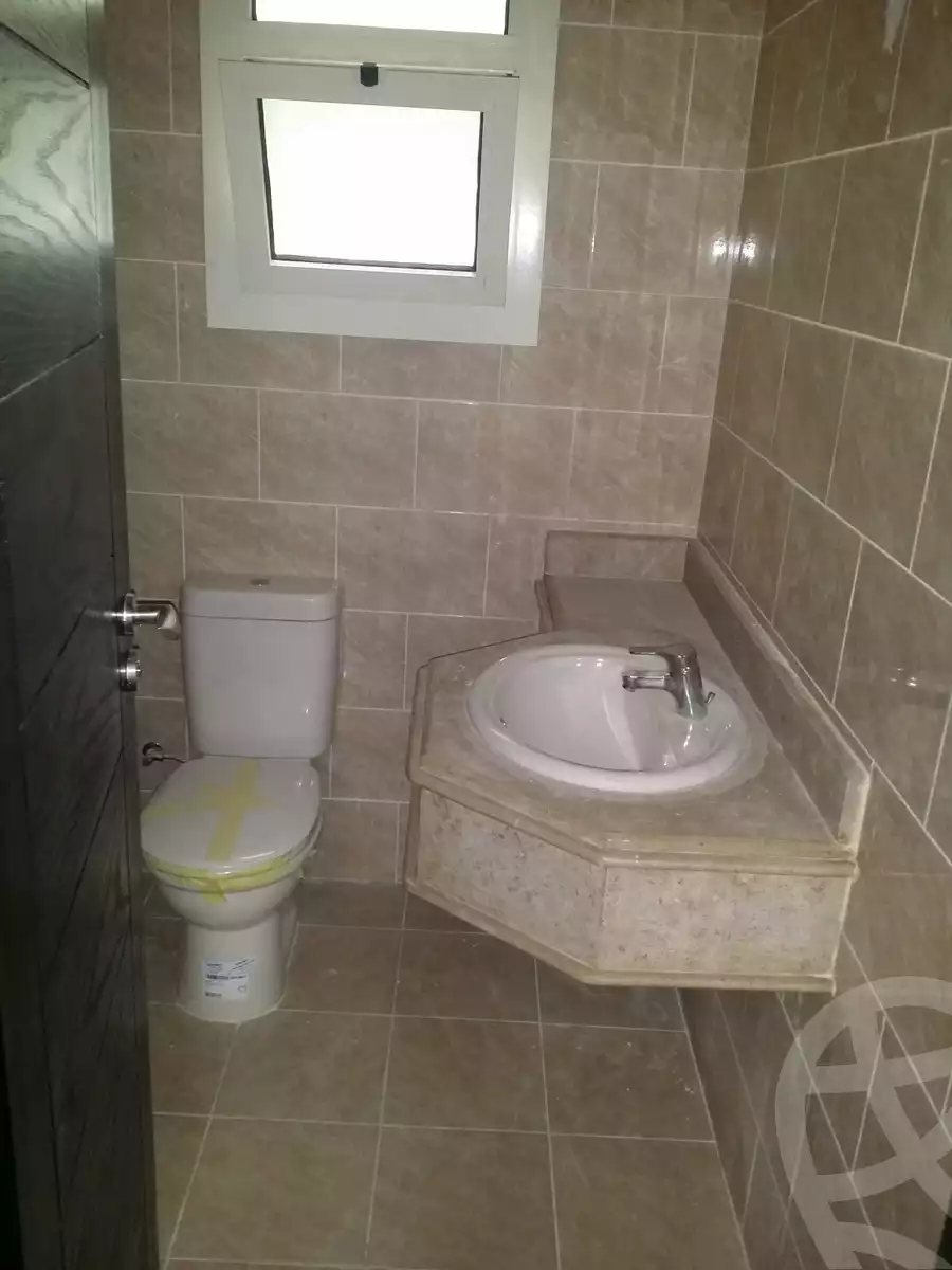 https://aqarmap.com.eg/ar/listing/5686655-for-sale-cairo-el-sheikh-zayed-city-compounds-dh-drys