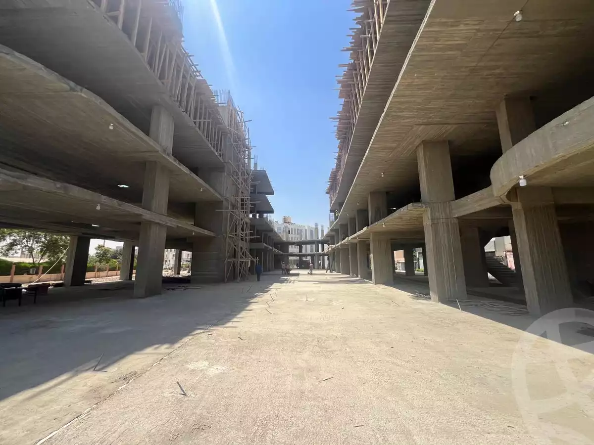 https://aqarmap.com.eg/ar/listing/5688710-for-sale-cairo-el-sheikh-zayed-city-compounds-101-mall