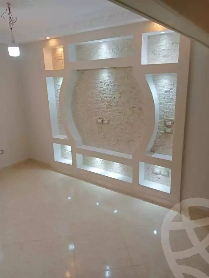 https://aqarmap.com.eg/en/listing/5689496-for-sale-cairo-mokattam-lhdb-l-ly-street-83
