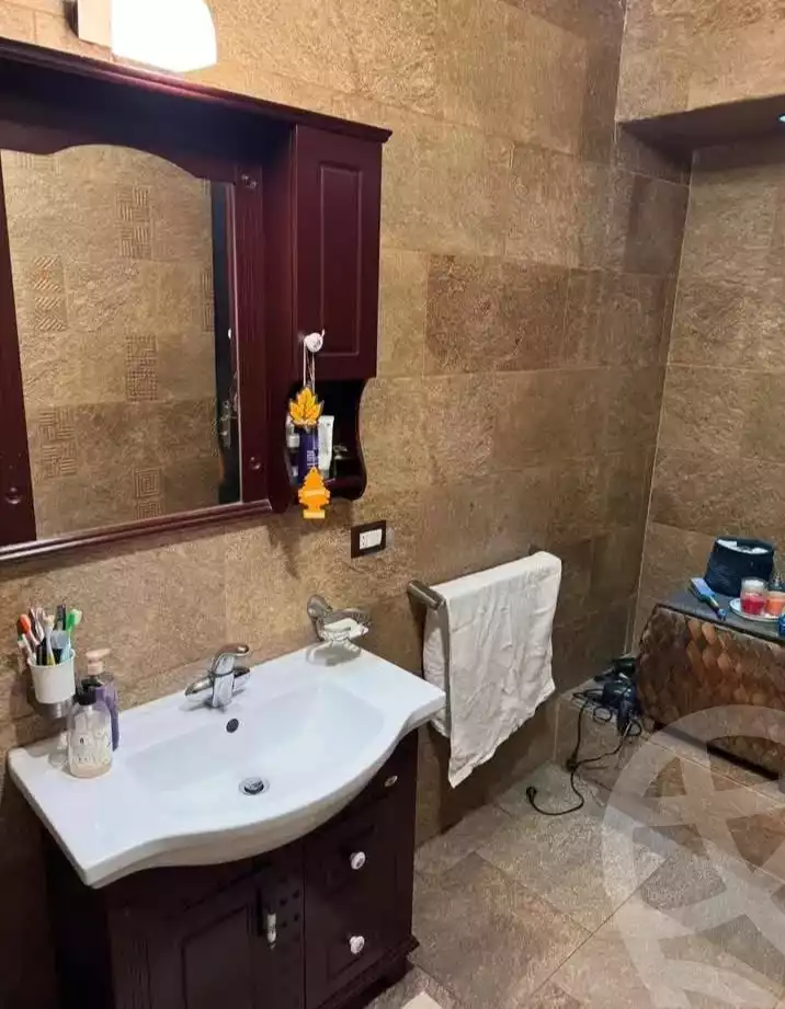 https://aqarmap.com.eg/en/listing/5690860-for-rent-cairo-dokki-el-tahrir-st