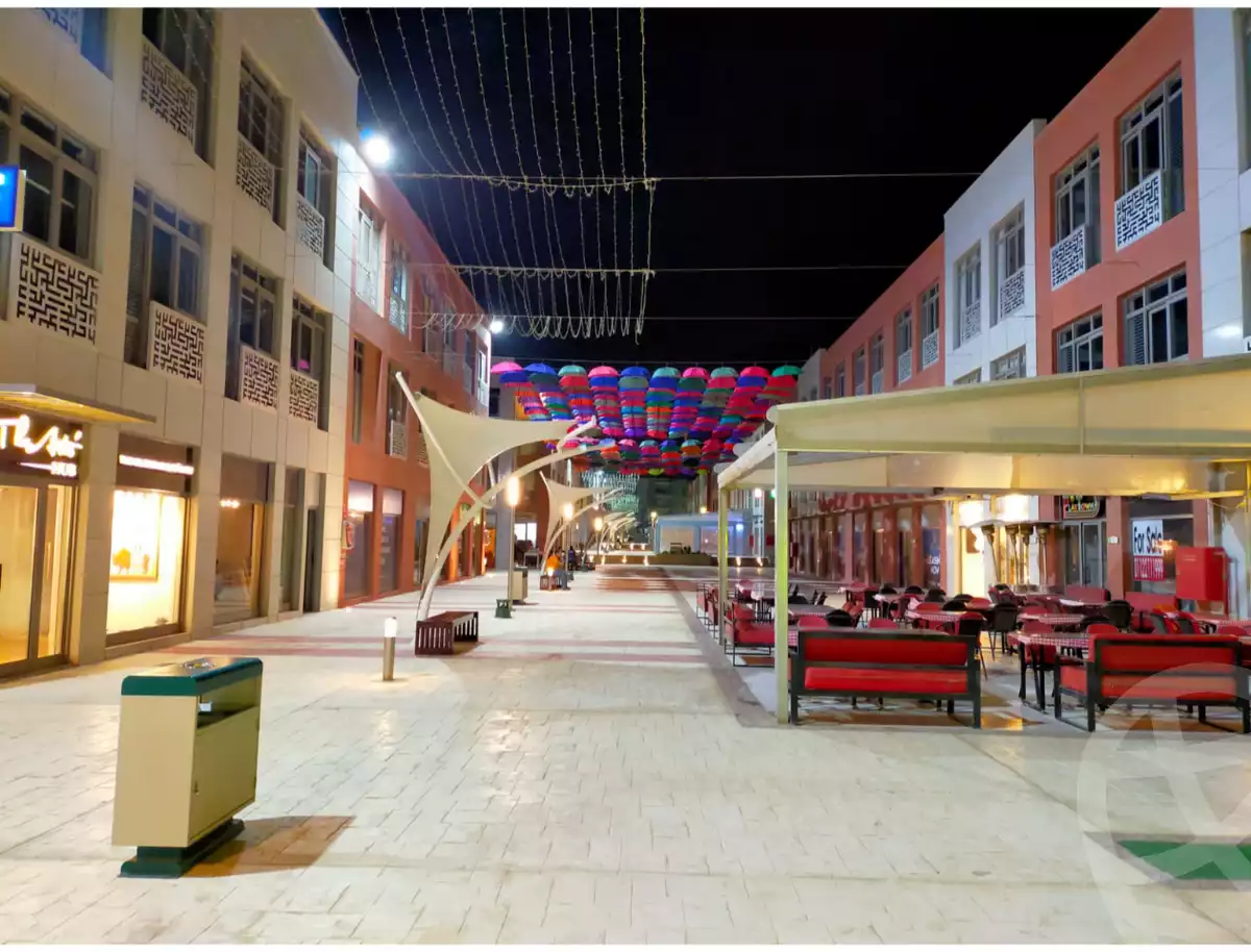 https://aqarmap.com.eg/en/listing/5692511-for-rent-cairo-el-sheikh-zayed-city-compounds-the-courtyard-mall-dorra