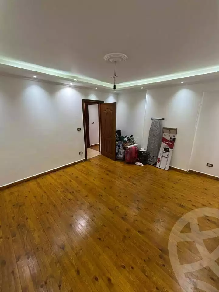 https://aqarmap.com.eg/ar/listing/5693242-for-sale-alexandria-zezenia