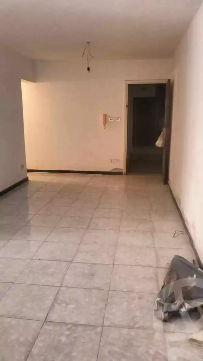 https://aqarmap.com.eg/en/listing/5693815-for-sale-alexandria-zezenia