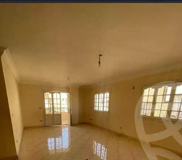 https://aqarmap.com.eg/en/listing/5694809-for-rent-cairo-mokattam-compounds