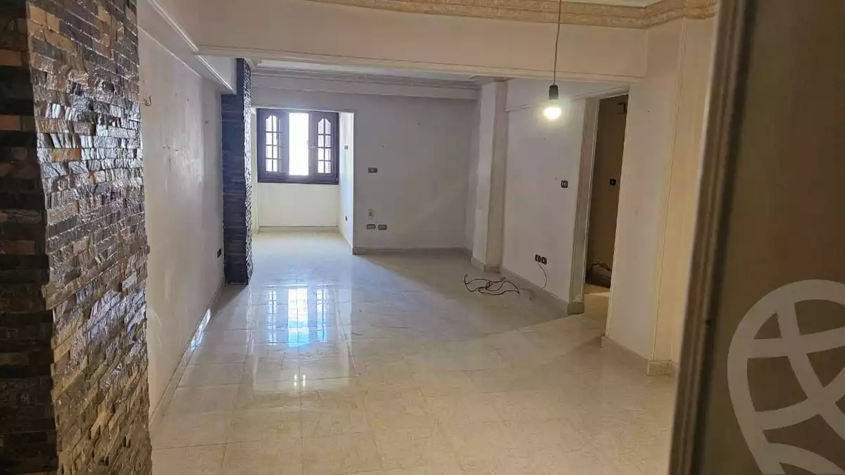 https://aqarmap.com.eg/ar/listing/5695873-for-sale-cairo-new-cairo-el-narges-el-narges-omarat-abdul-rahman-al-rafie-st