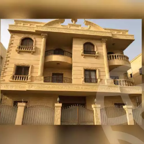 https://aqarmap.com.eg/ar/listing/5696427-for-sale-cairo-new-cairo-ganob-el-akadamiya-south-academy-g-lotfy-hassona-st