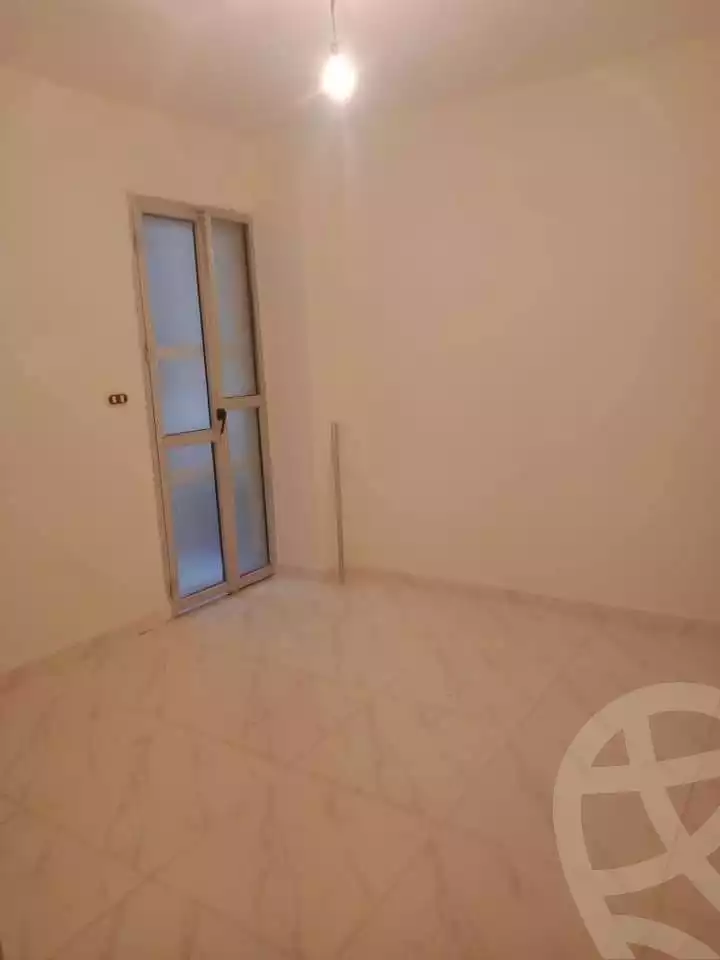 https://aqarmap.com.eg/en/listing/5696456-for-sale-alexandria-l-jmy-el-hanouvel-el-kholafaa-el-rashdeen-st