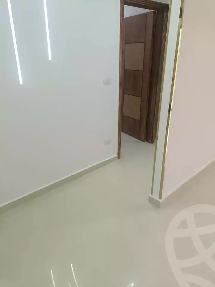 https://aqarmap.com.eg/en/listing/5697993-for-sale-alexandria-sydy-bshr-sydy-bshr-bhry-khalil-hamada-st