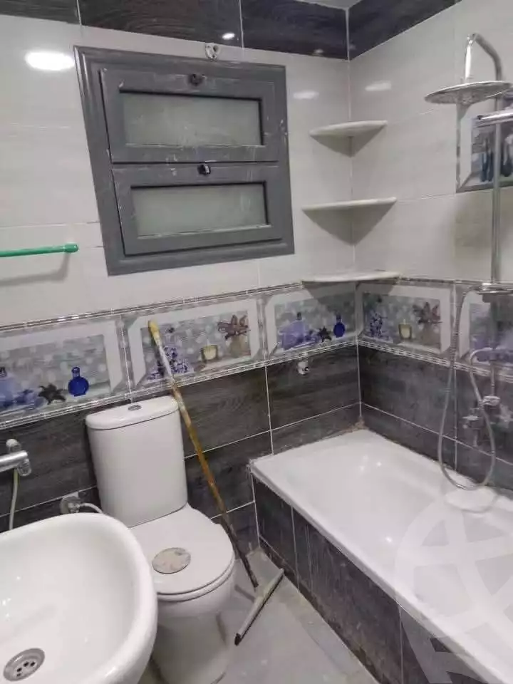 https://aqarmap.com.eg/en/listing/5699235-for-sale-alexandria-l-jmy-lbytsh-shahr-al-assal-st