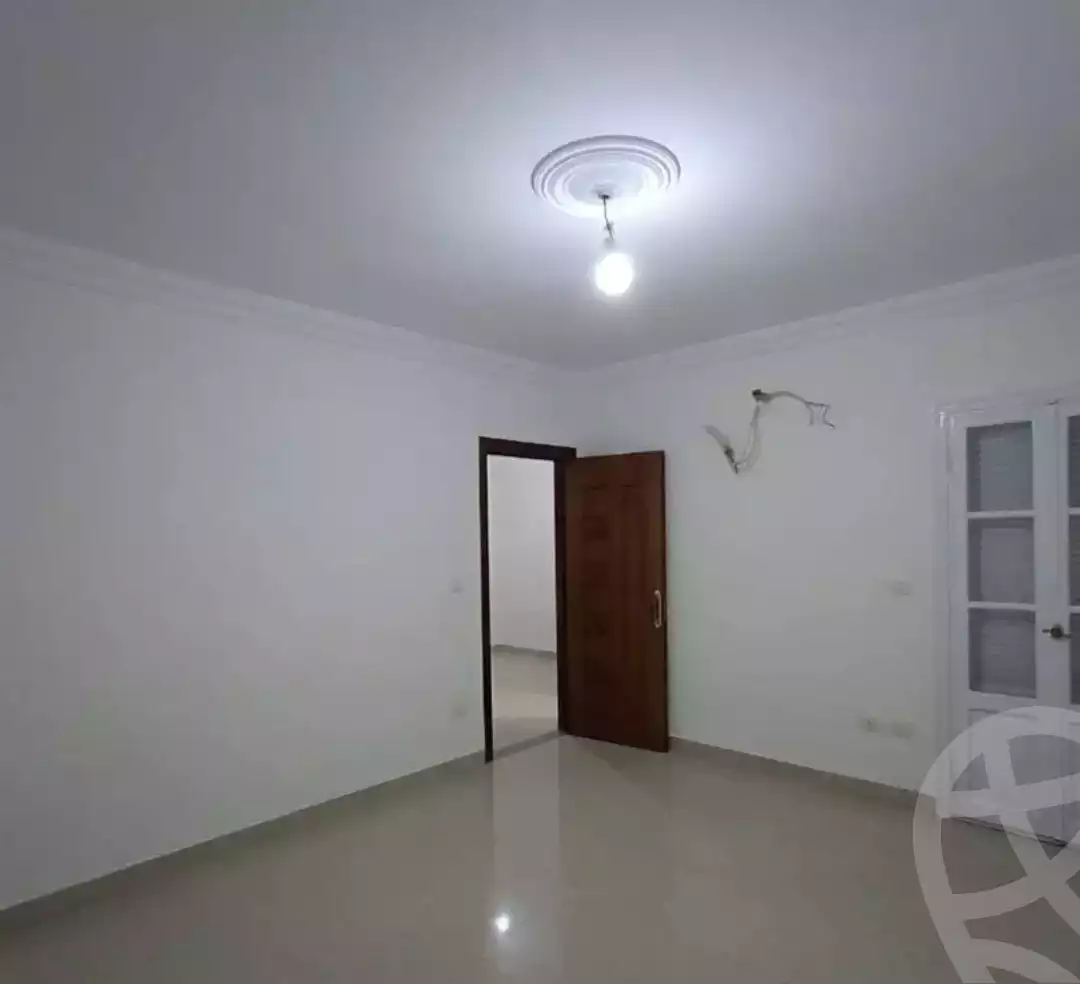 https://aqarmap.com.eg/en/listing/5700610-for-sale-alexandria-camp-cesar-port-said-street